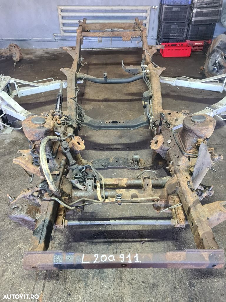 Sasiu Mitsubishi L200 Facelift 2.5 Diesel 2014 2010 - 2015 SUV (911) - 8