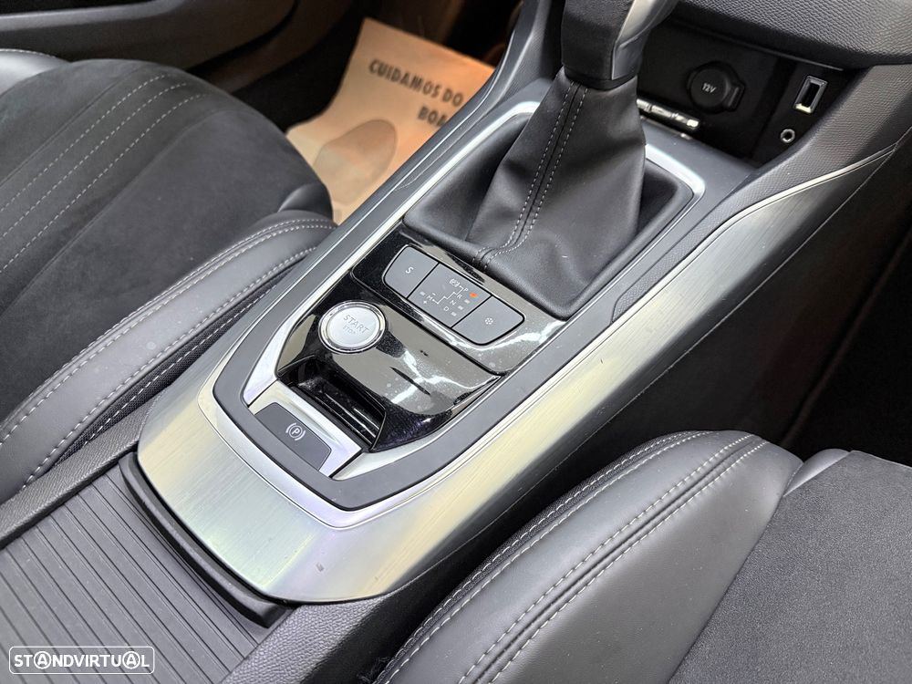Peugeot 308 PureTech 130 GPF EAT8 Stop & Start Allure Pack - 14