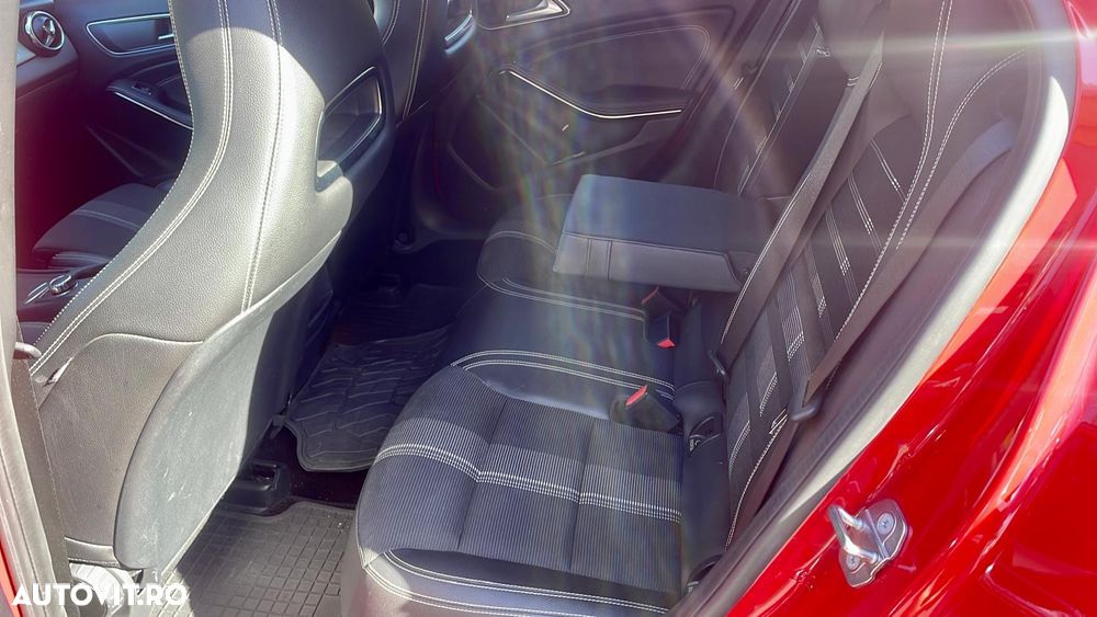 Mercedes-Benz GLA - 5