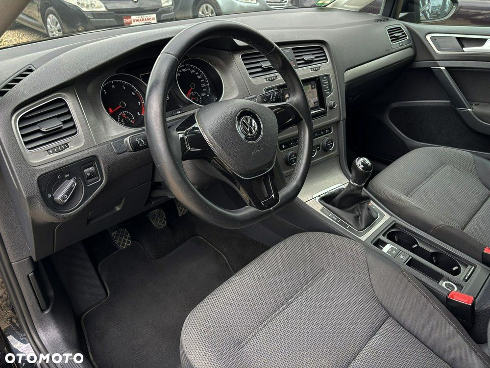 Volkswagen Golf 1.4 TSI BMT Comfortline - 12