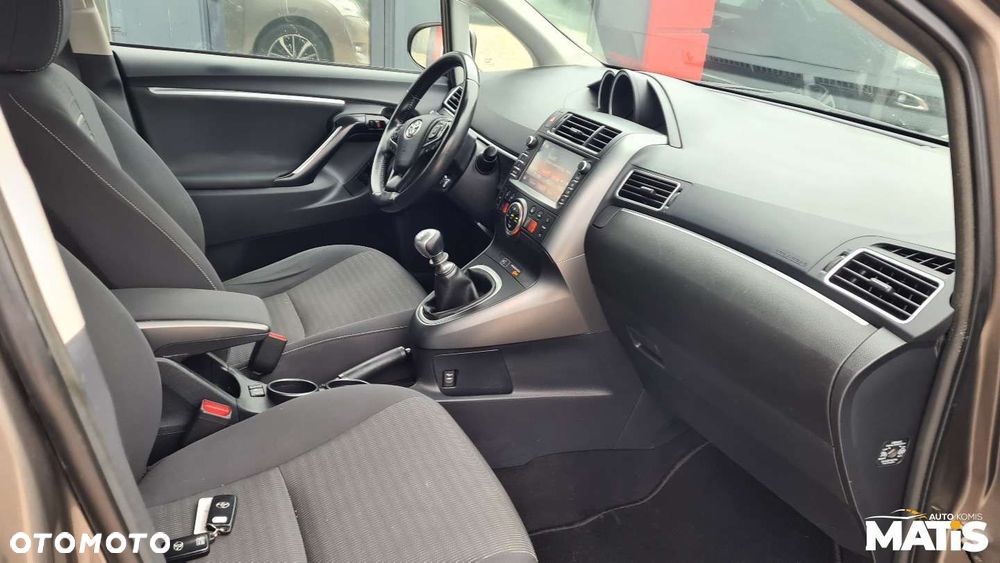 Toyota Verso - 35