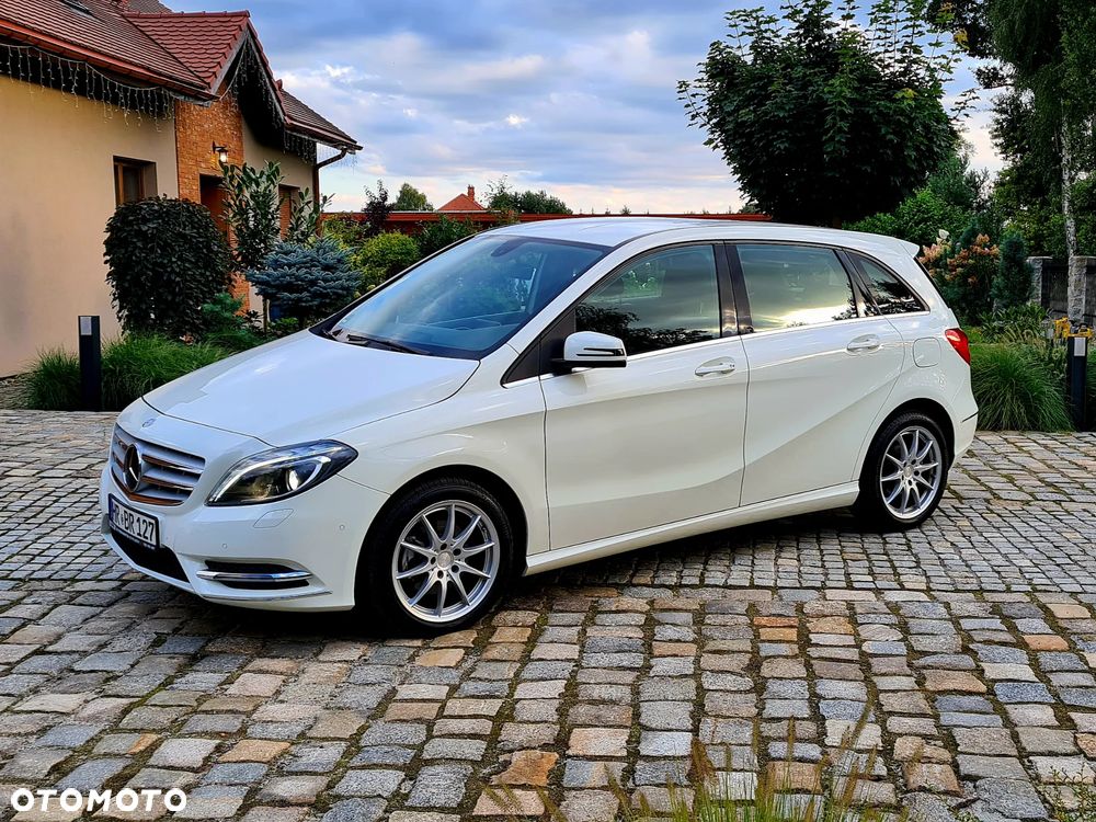 Mercedes-Benz Klasa B 200 7G-DCT AMG Line - 29
