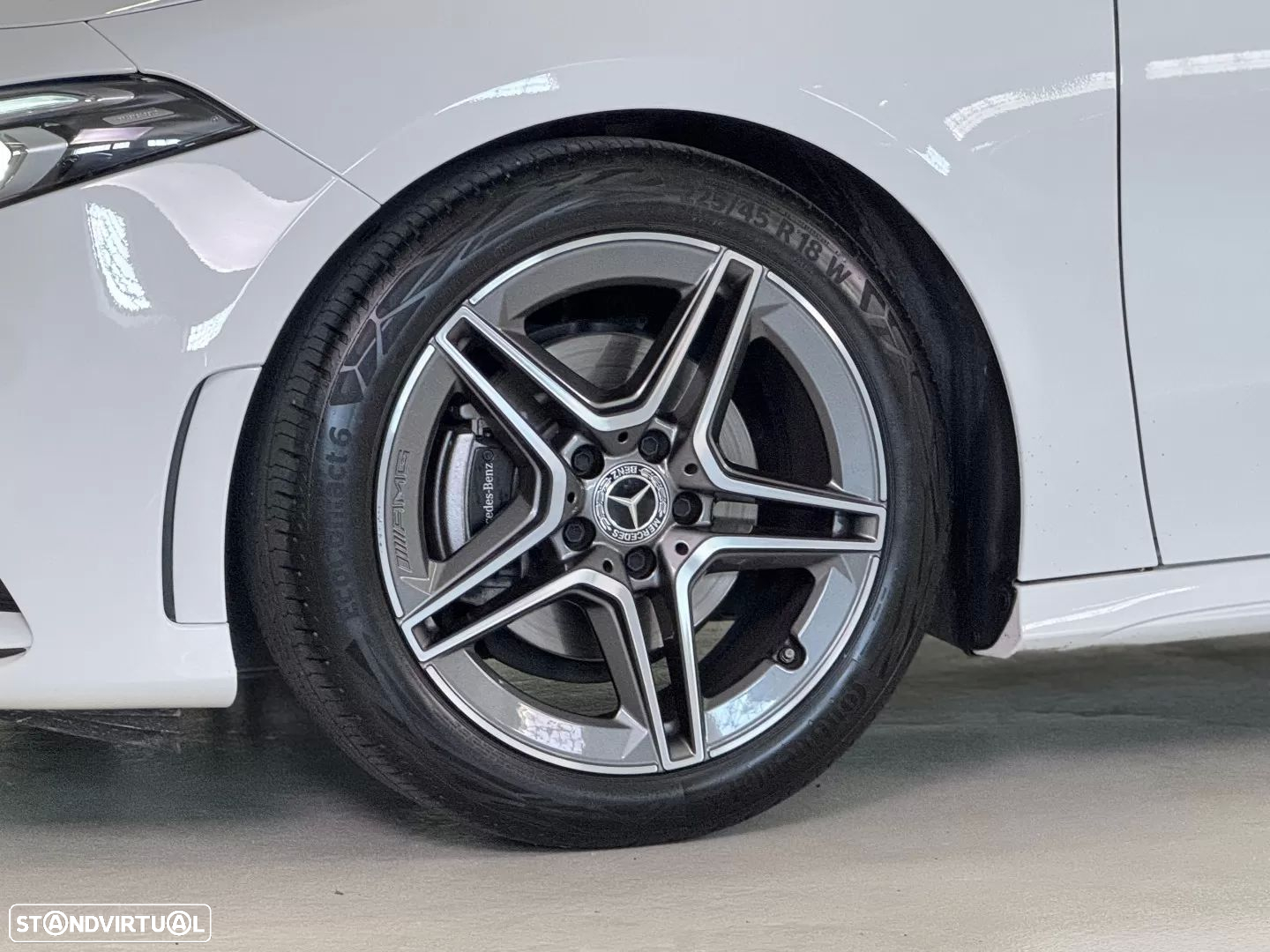 Mercedes-Benz A 160 AMG Line - 11