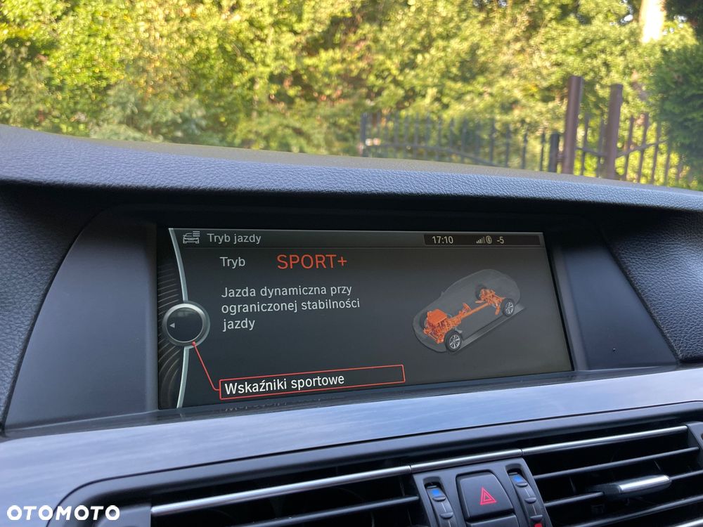 BMW Seria 5 530d Touring - 27