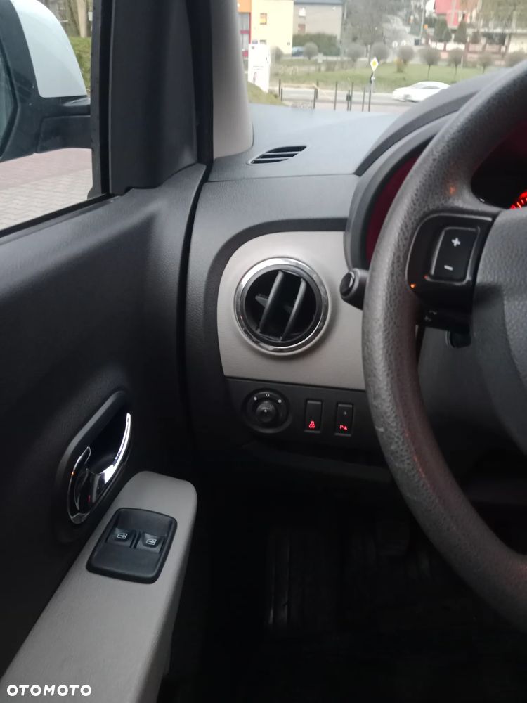 Dacia Lodgy 1.5 dCi Laureate - 9