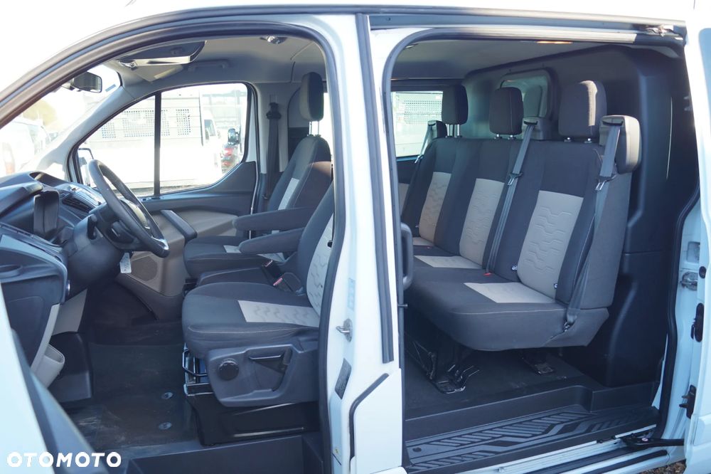Ford Transit Custom - 19