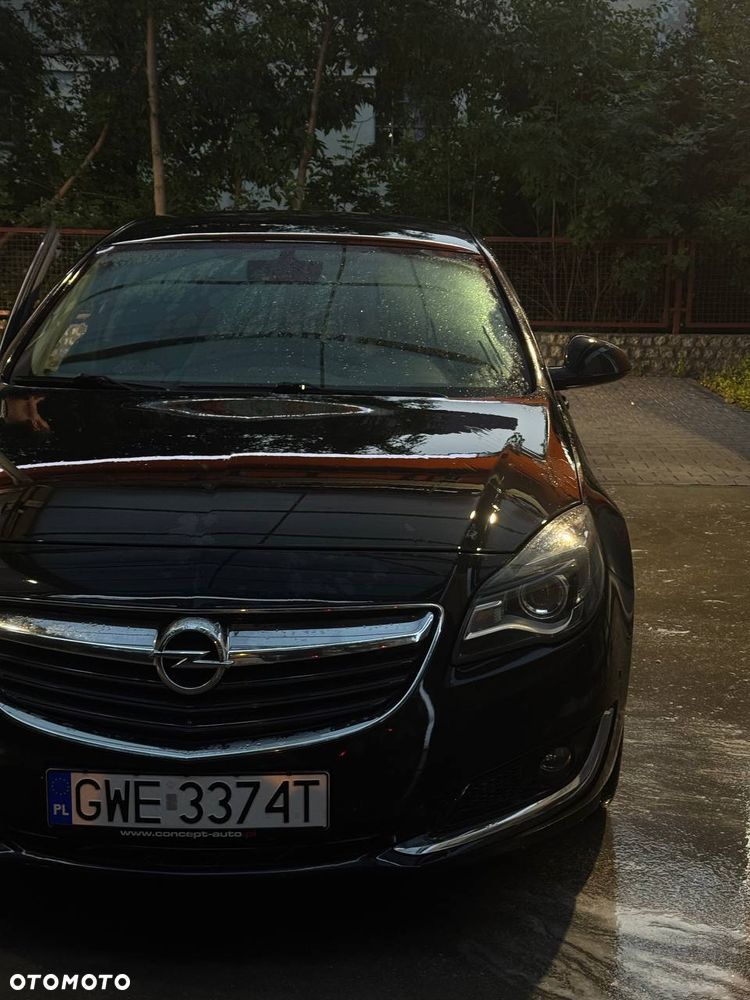 Opel Insignia - 1