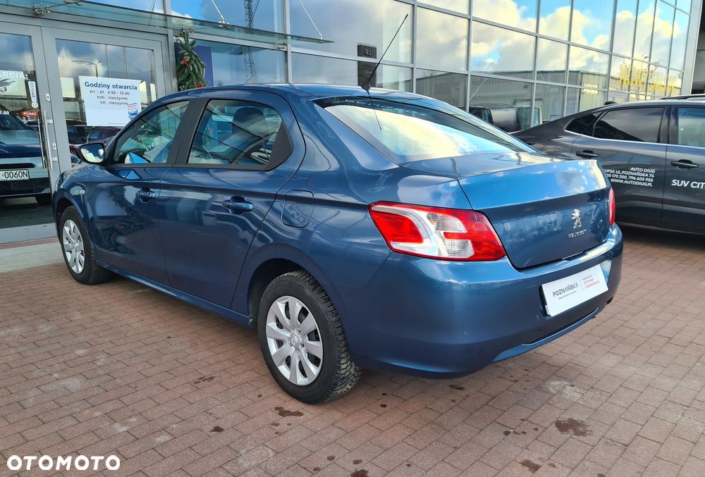 Peugeot 301 1.2 Pure Tech Access - 8