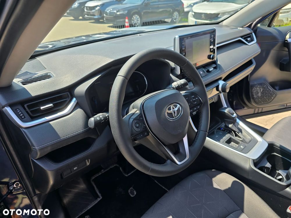 Toyota RAV4 - 23