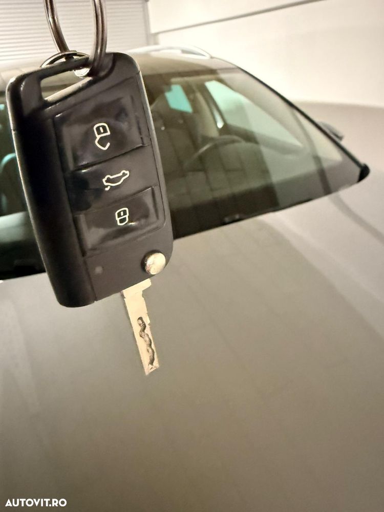 Skoda Superb Combi 2.0 TDI DSG 4X4 Laurin & Klement - 21