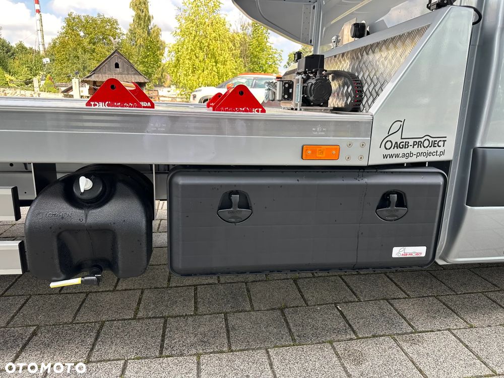 Mercedes-Benz Sprinter 319 CDI Podwozie 4325 mm - Autolaweta - 14