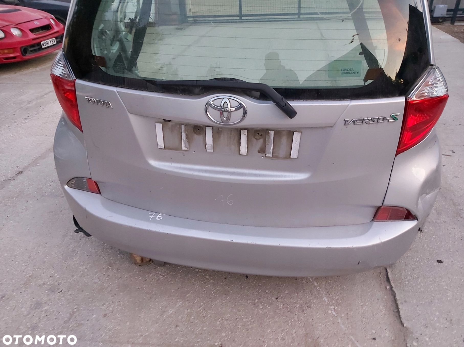 Toyota VERSO S Klapa tył pas tylny ćwiartka - 5