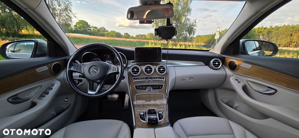 Mercedes-Benz Klasa C 200 7G-TRONIC - 14