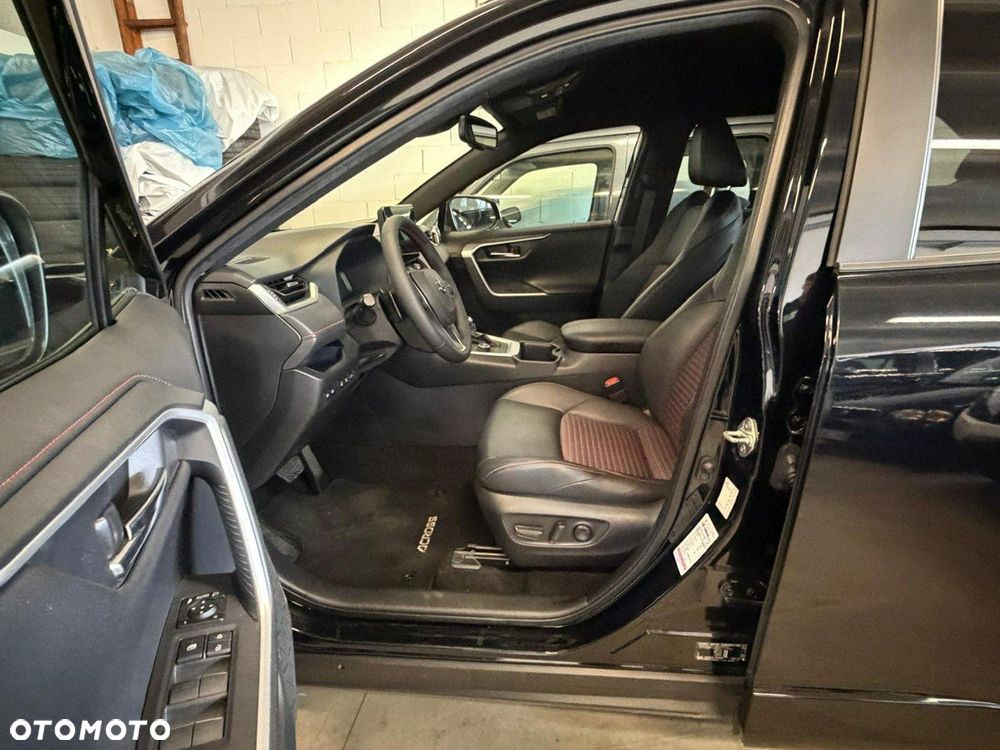 Toyota RAV4 2.5 Hybrid Black Edition by JBL 4x4 - 6