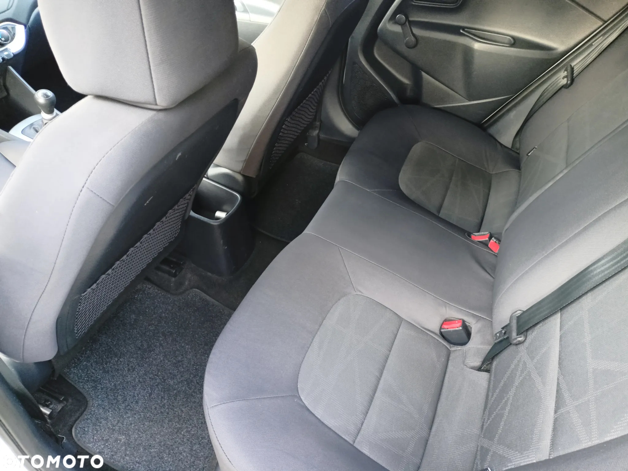 Kia Rio - 17