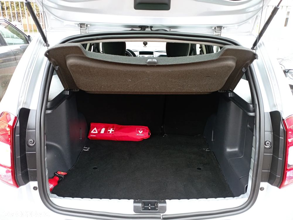 Dacia Duster 1.6 SCe Ambiance S&S - 22