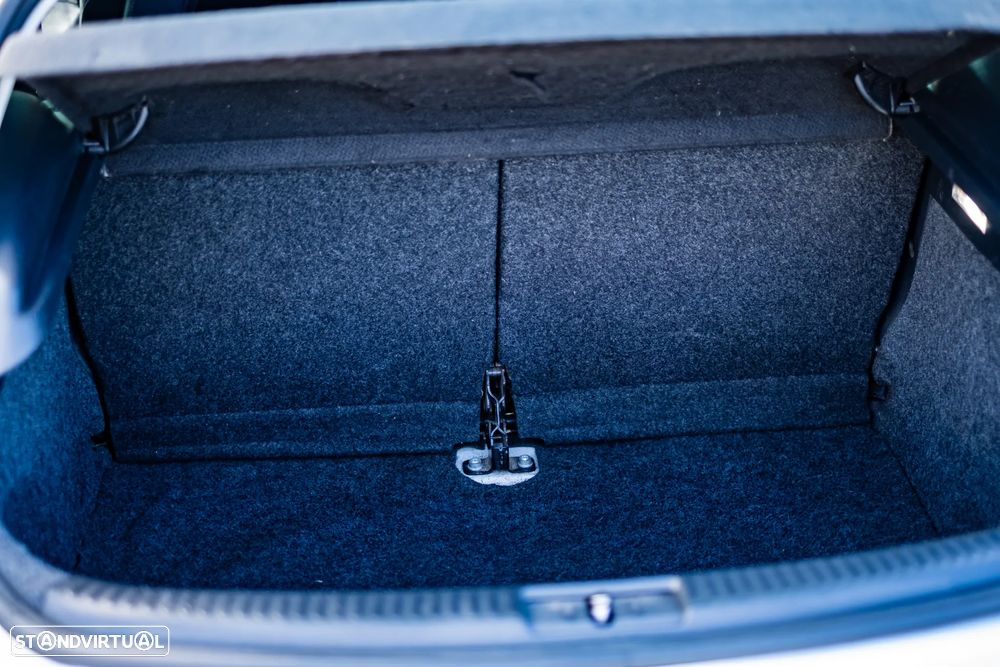 VW Scirocco 2.0 TDI Sport - 36