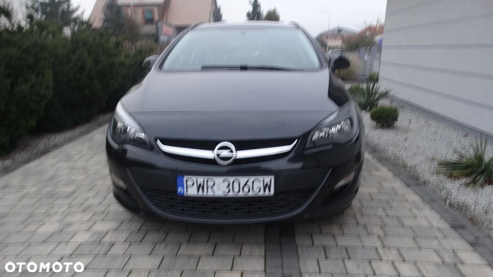 Opel Astra 1.4 Turbo Selection - 2