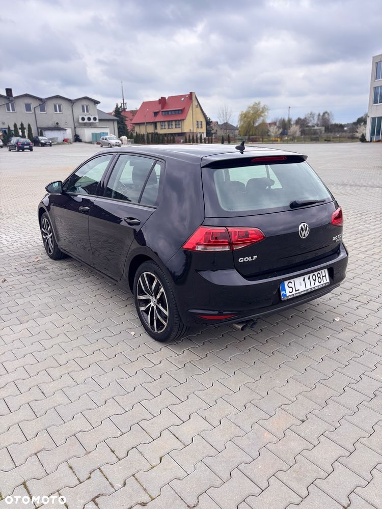 Volkswagen Golf 2.0 BlueTDI DSG Comfortline - 37