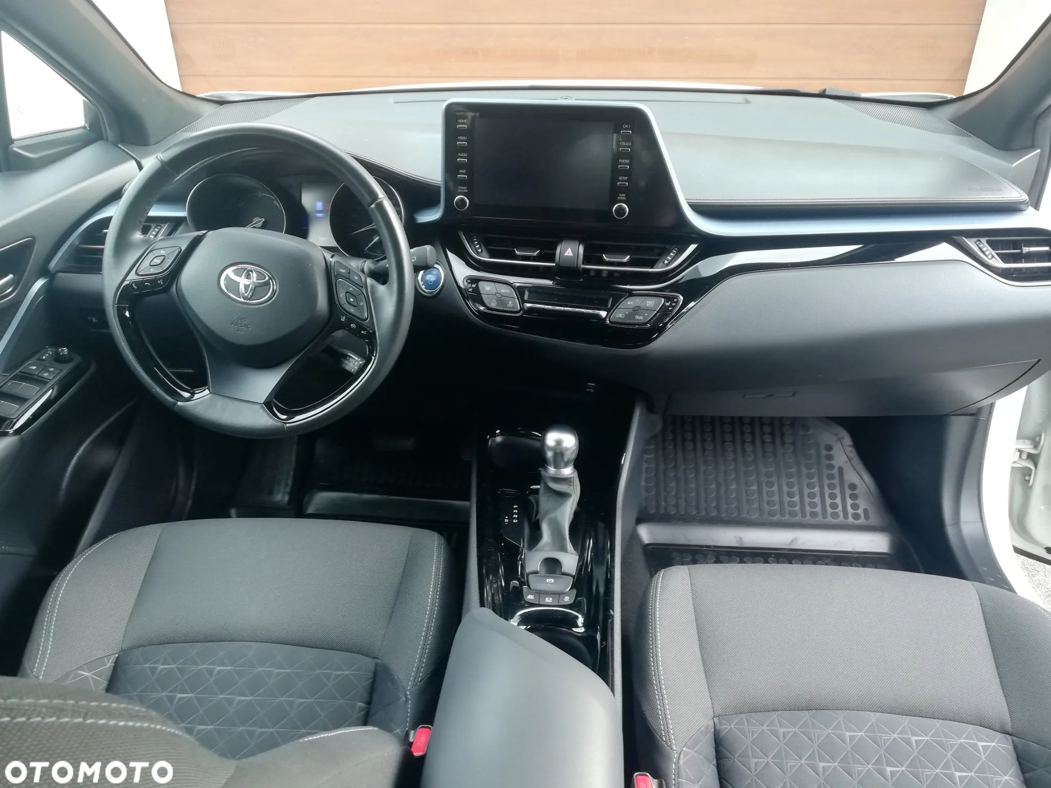 Toyota C-HR - 13