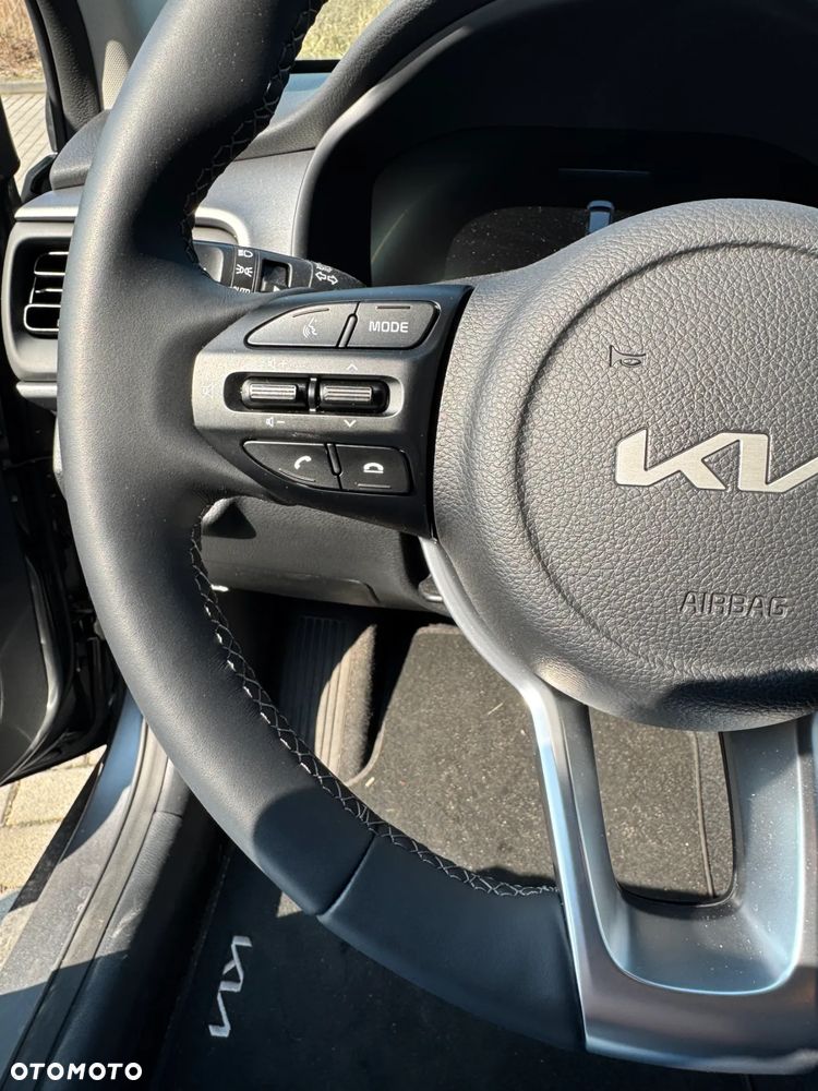 Kia Stonic 1.0 T-GDI M DCT - 16