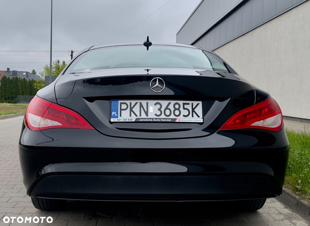 Mercedes-Benz CLA 180 Urban - 19