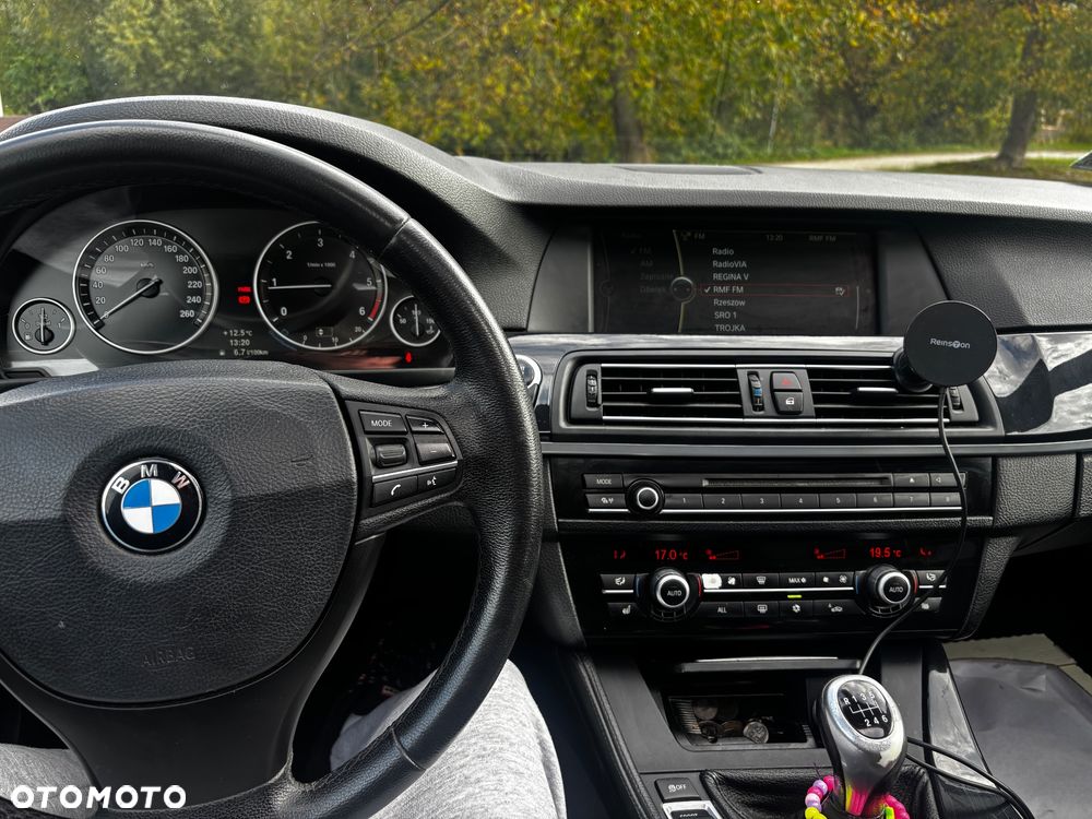 BMW Seria 5 520d - 8