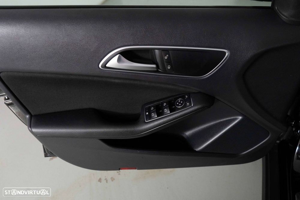Mercedes-Benz GLA 180 CDi Style - 18