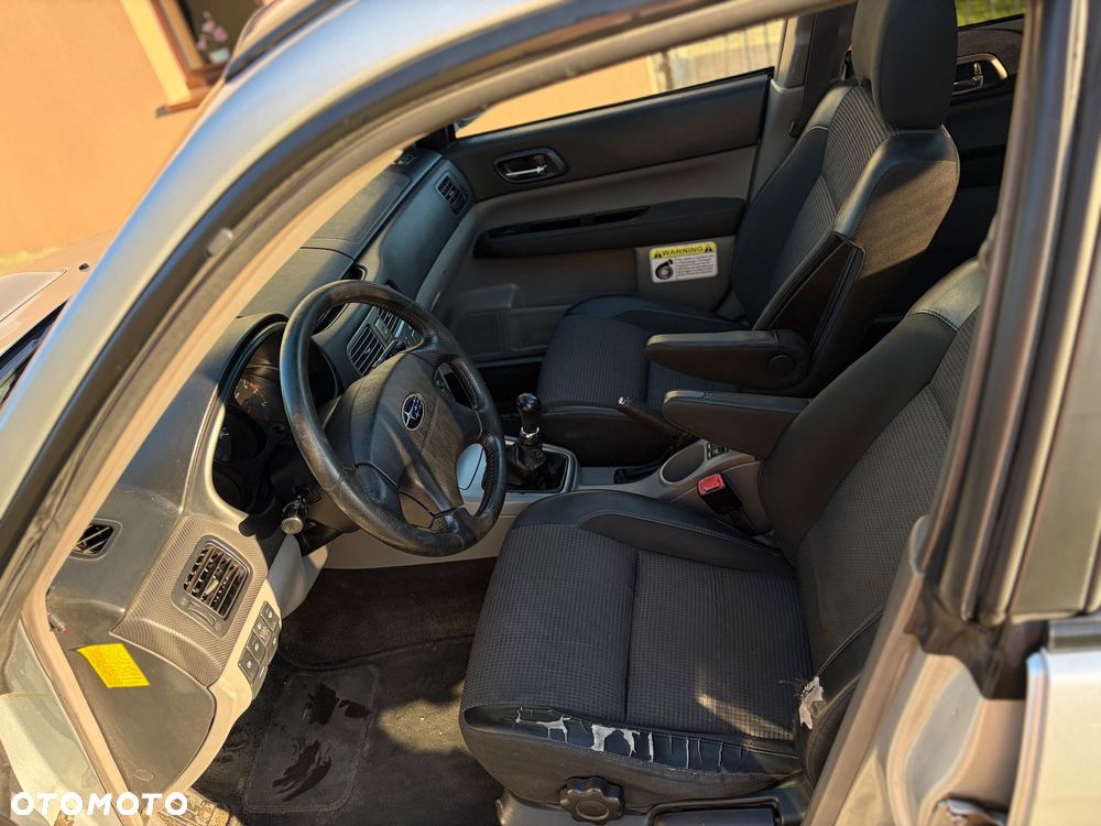 Subaru Forester 2.0 XT Turbo - 10