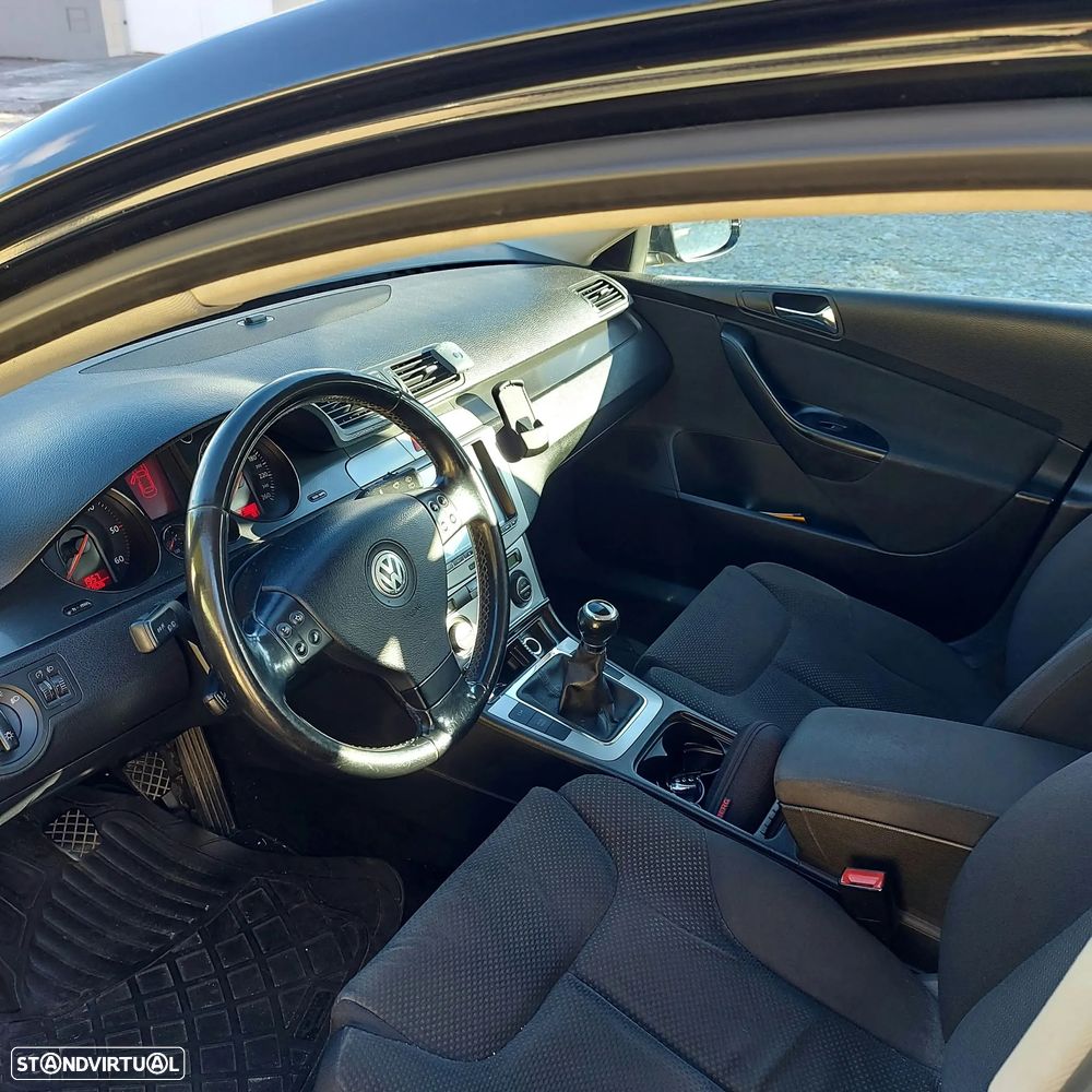 VW Passat - 10