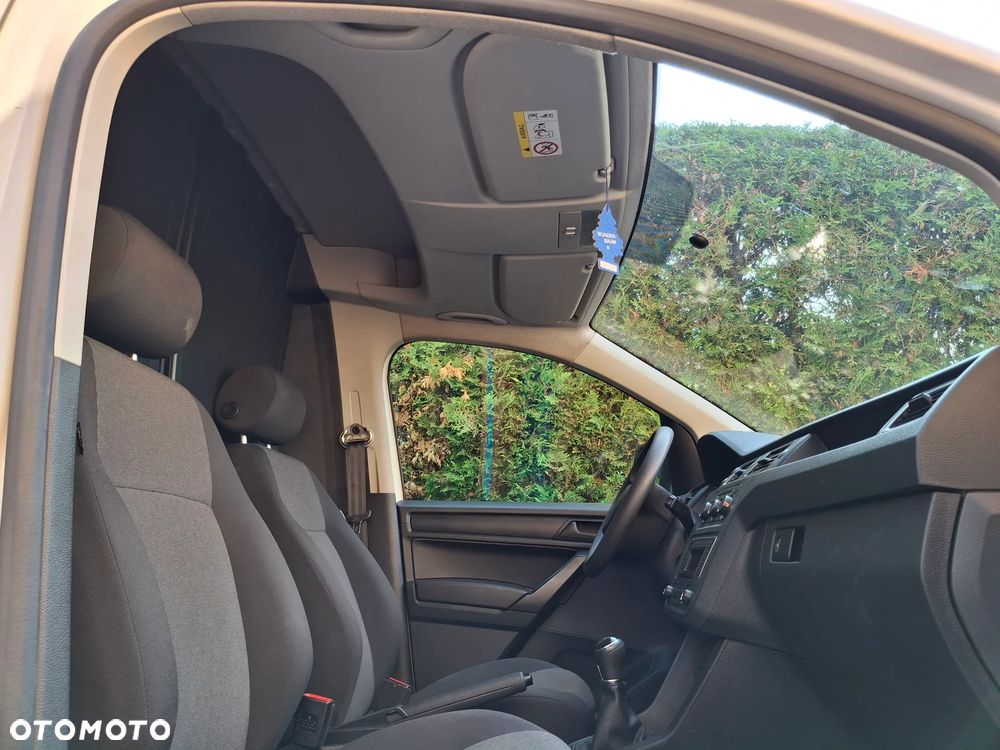 Volkswagen Caddy - 10