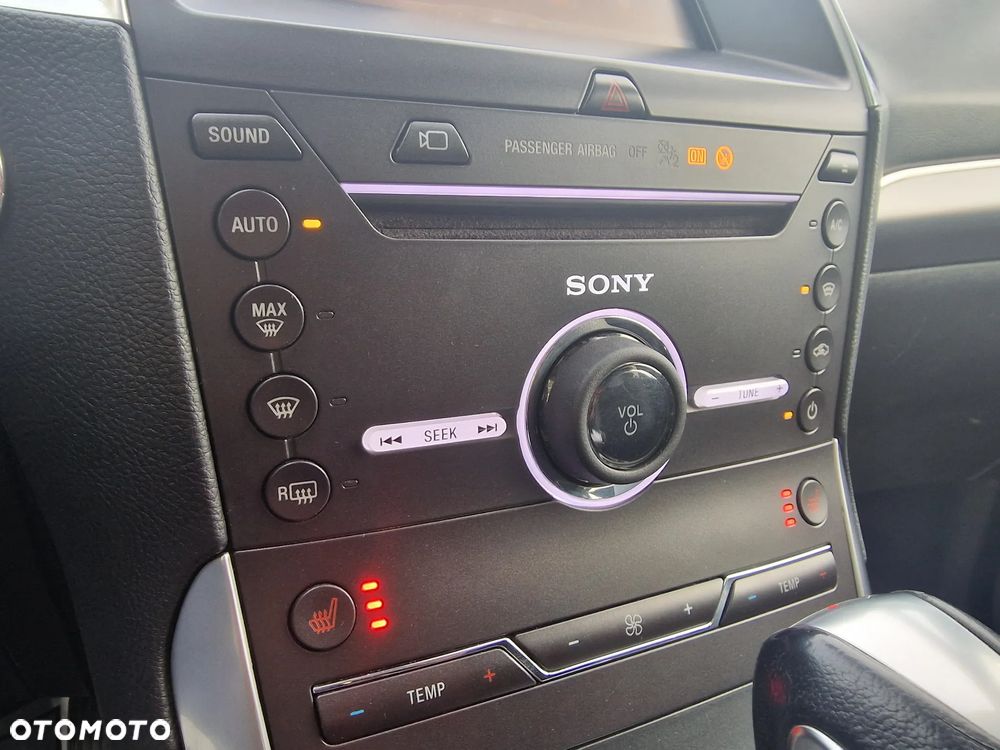 Ford S-Max ver-2-0-tdci-4wd-titanium-powershift - 24