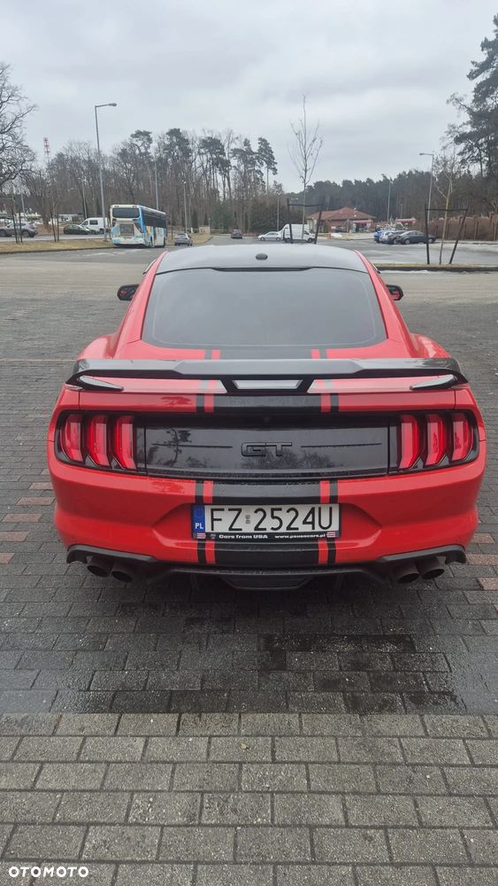 Ford Mustang - 5