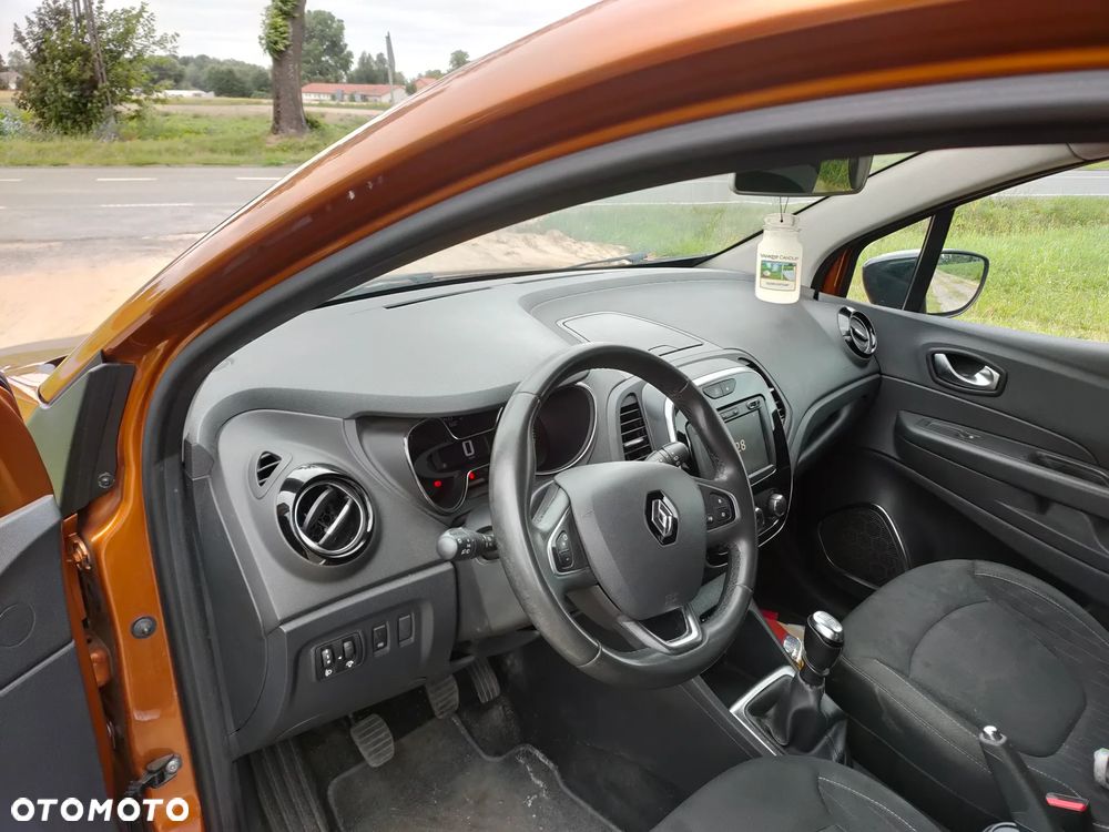Renault Captur - 19