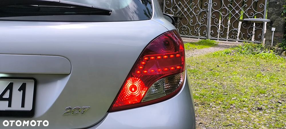 Peugeot 207 1.4 16V Trendy nICE - 17
