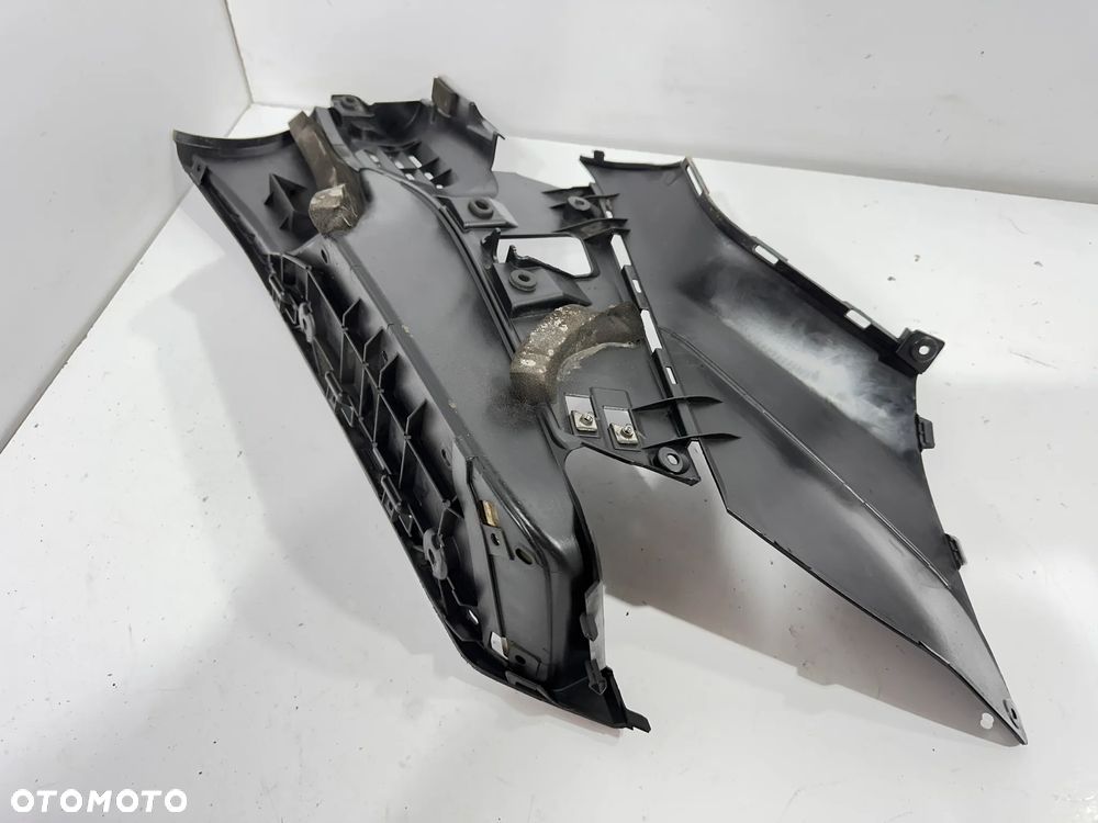 Podłoga lewa Yamaha T MAX T-MAX 500 06-13r. - 3
