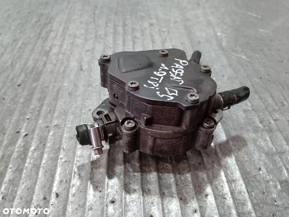 POMPA VACUM VW PASSAT B5 FL 038145209N 1.9 TDI - 4