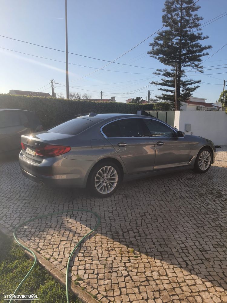 BMW 520 d Line Luxury Auto - 2