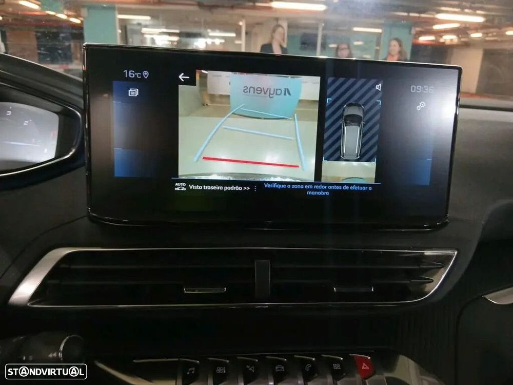 Peugeot 5008 1.5 BlueHDi Allure EAT8 - 11