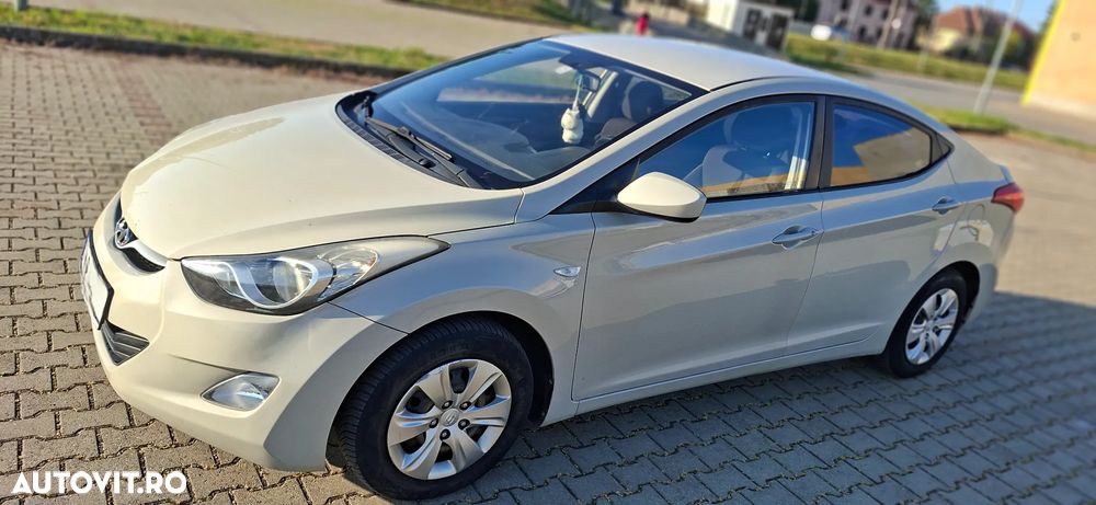 Hyundai Elantra 1.6 MPi - 1