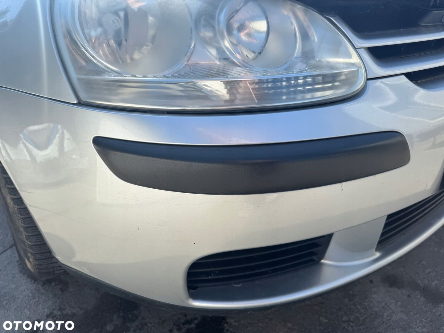 VW GOLF V ZDERZAK PRZÓD PRZEDNI LA7W - 6
