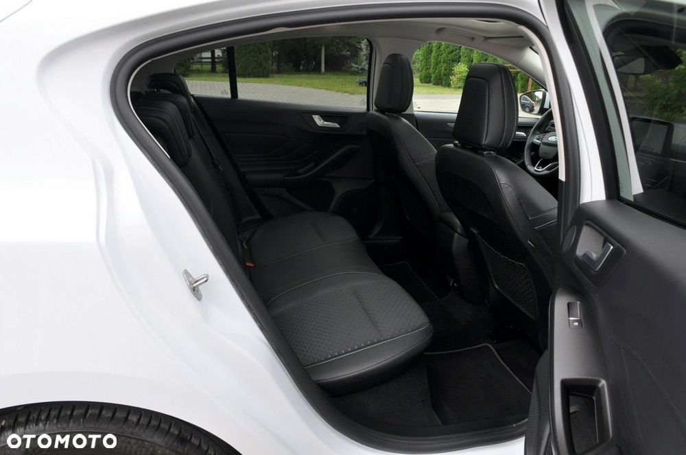 Ford Focus - 19