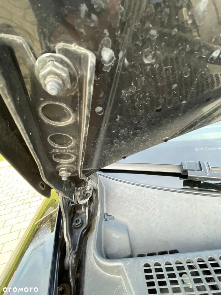 Skoda Octavia Combi 2.0 TDI CR DPF DSG RS - 19