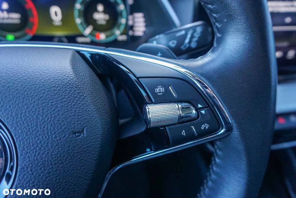 Skoda Octavia 2.0 TDI Style DSG - 13