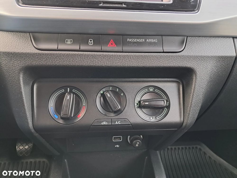 Skoda Fabia 1.0 TSI Ambition - 19