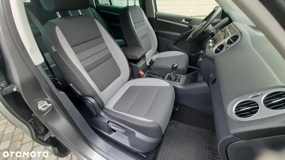 Volkswagen Tiguan 2.0 TDI DPF BlueMotion Technology Life - 31
