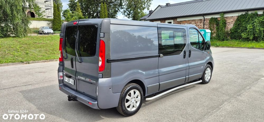 Opel Vivaro - 14