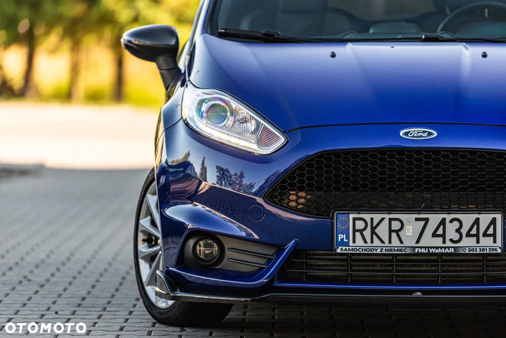 Ford Fiesta 1.6 EcoBoost ST - 13