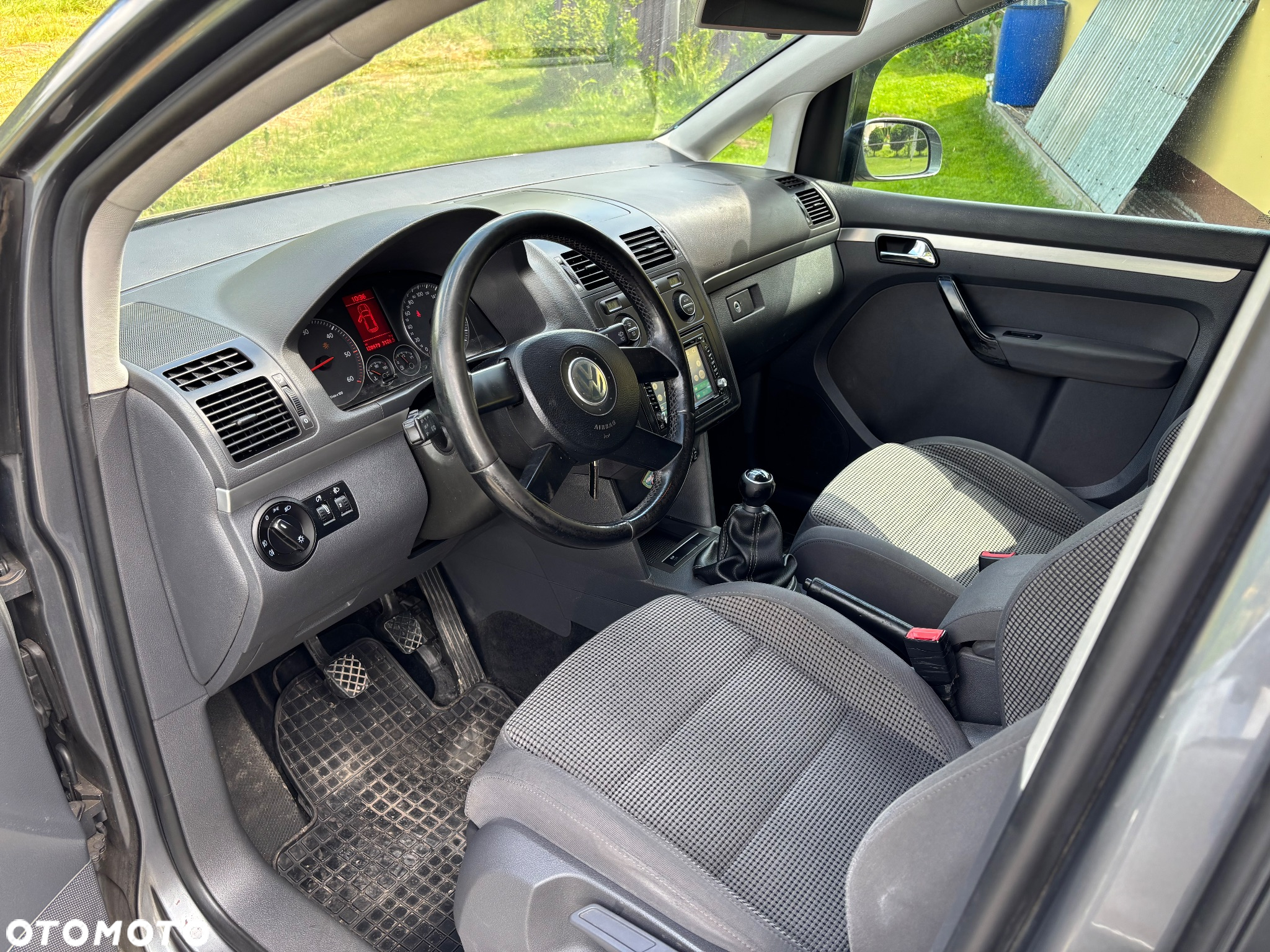 Volkswagen Touran 1.9 TDI - 10