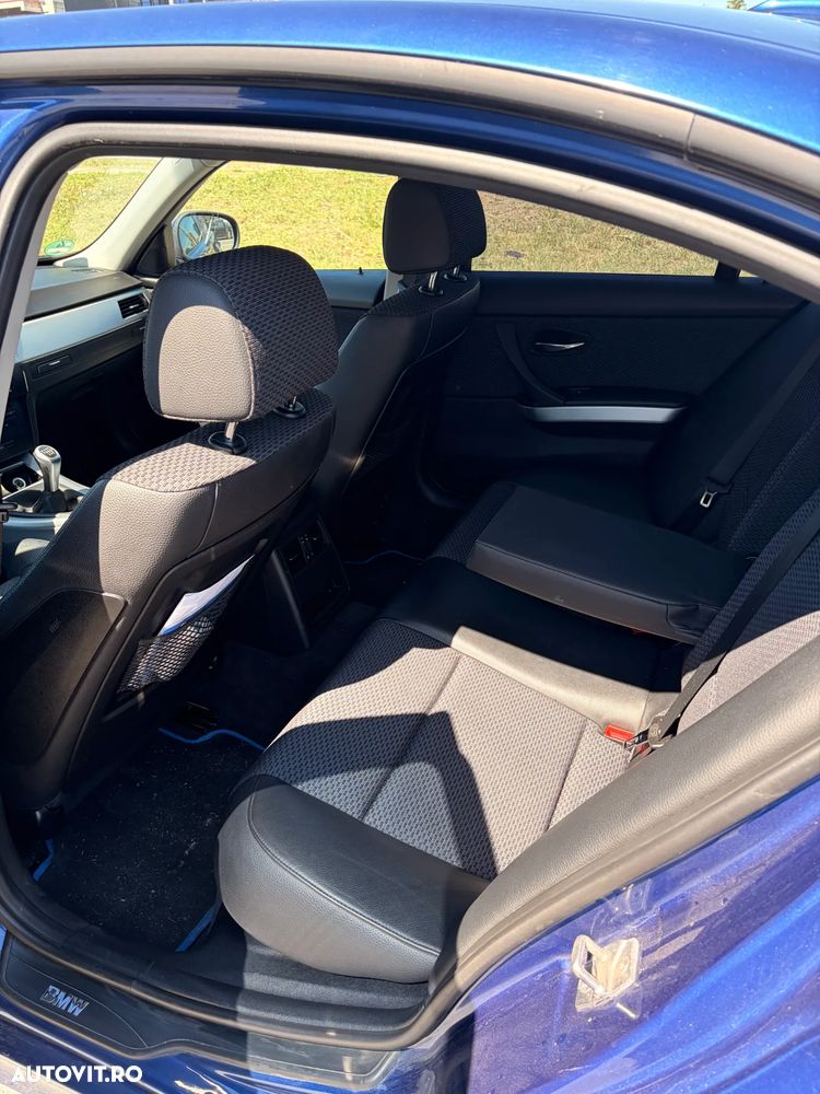 BMW Seria 3 318d - 9